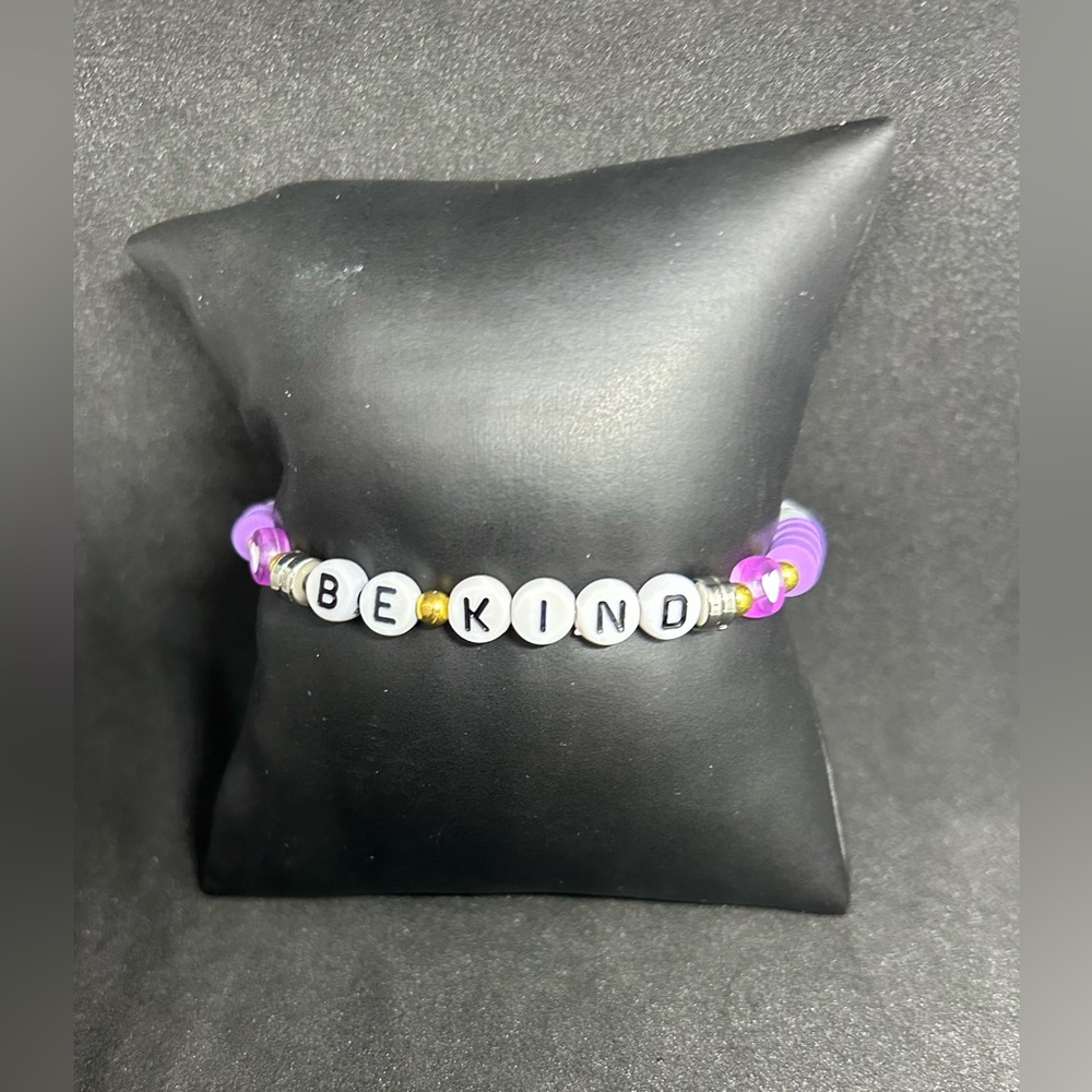 Be Kind Heishi Bracelet